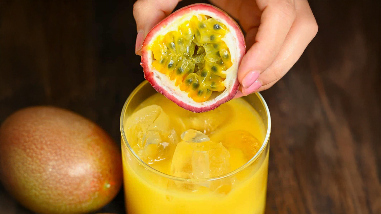 Fresh passionfruit juice (3)